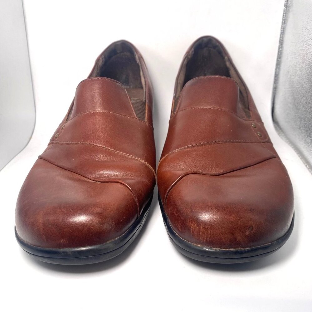 Clarks Womens Slip-On Brown Leather Loafers With Low Heel Casual Comfort